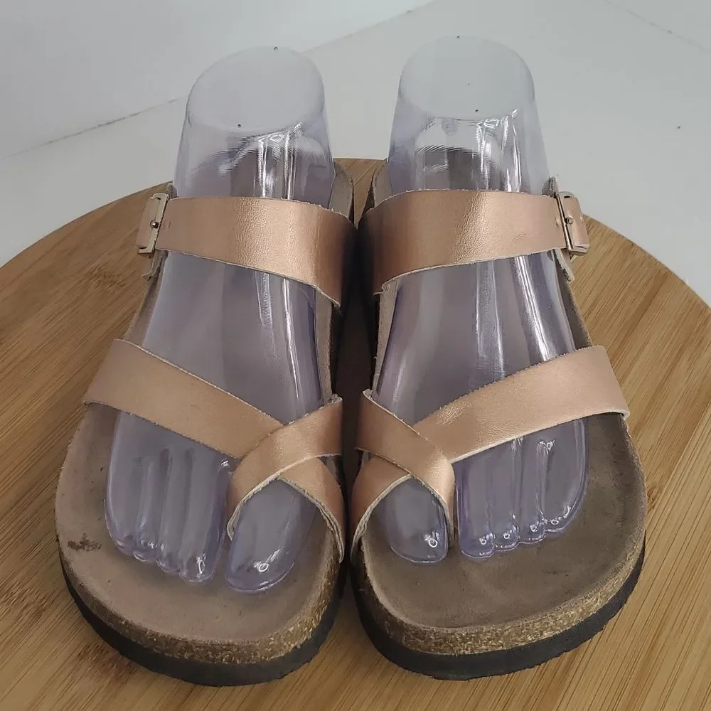 CLIFFS by White Mountain Calis Women's Size 7.5 Rose Gold Slip On Buckle Sandals